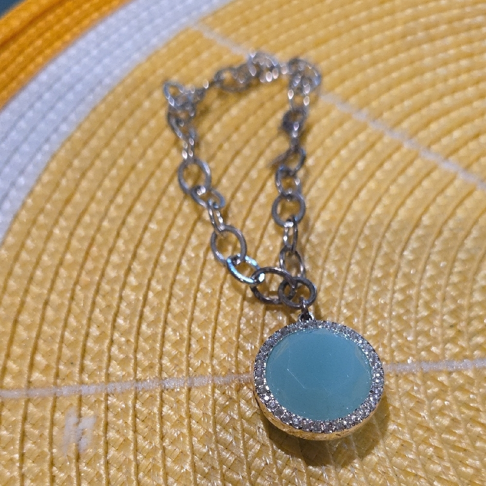 Elegant Silver and‎ Blue Bracelet